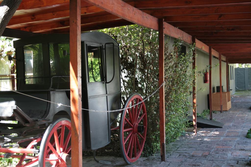Acacias De Vitacura Hotel 4*
